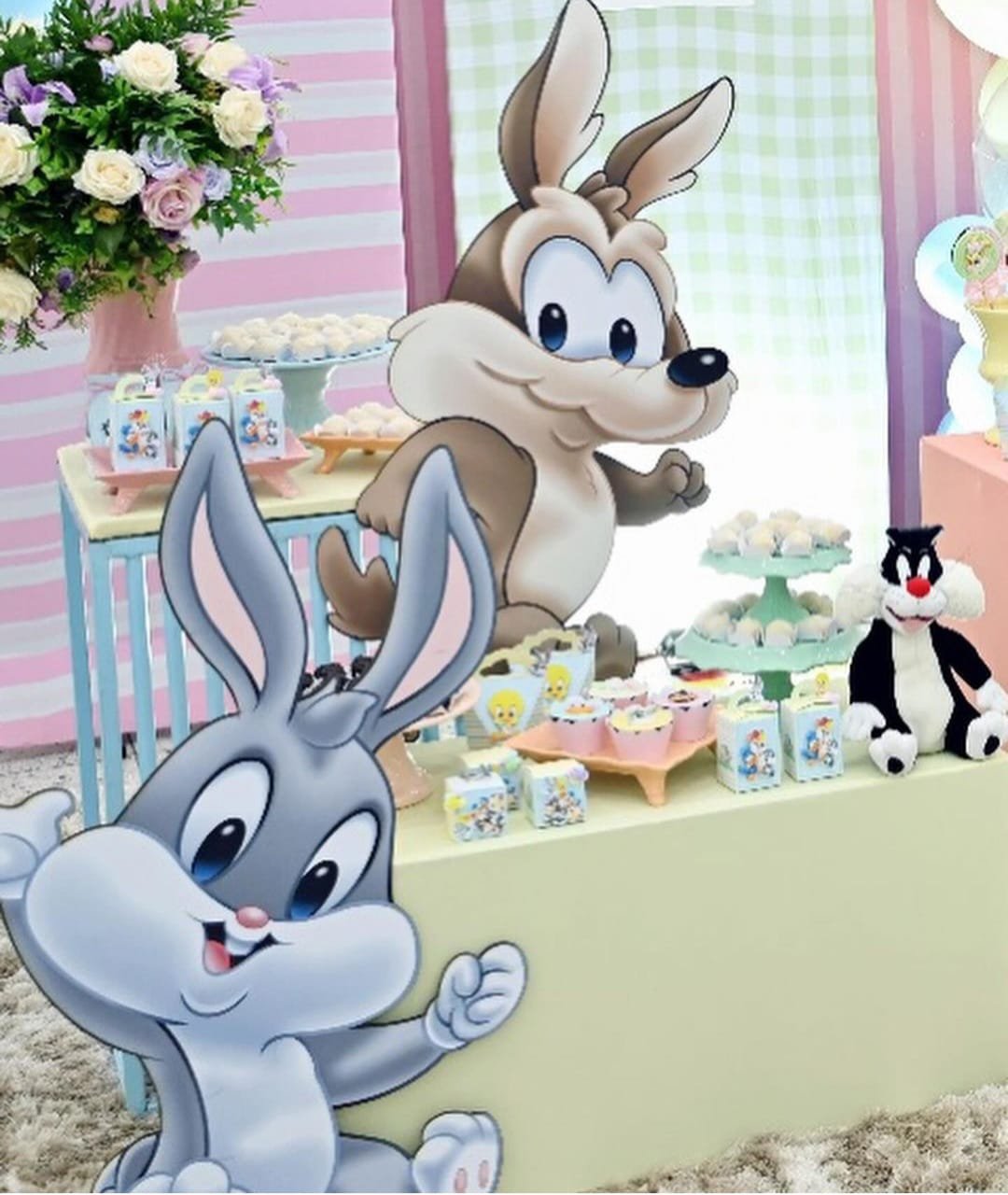 loney tunes menina 5