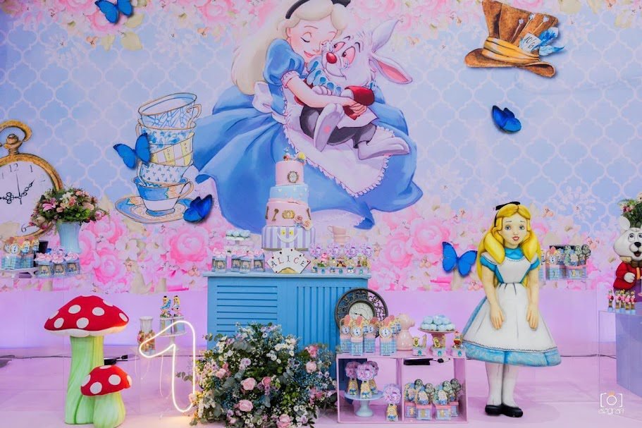 alice no pais das maravilhas.jpg8